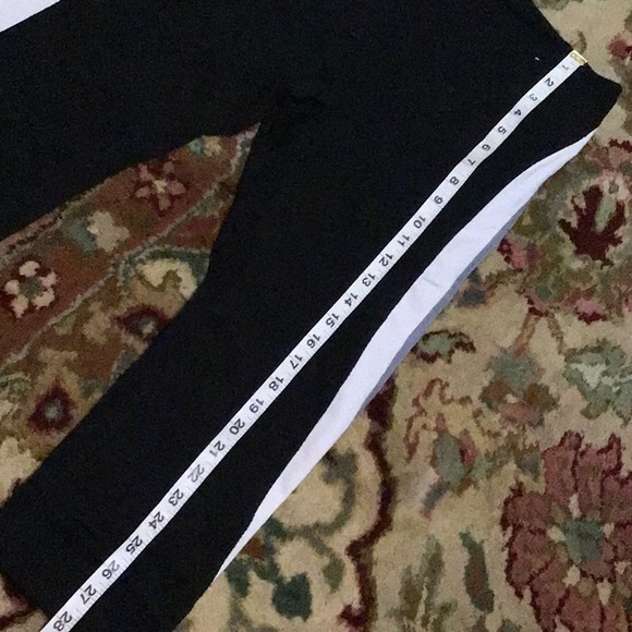 WOMENS YOGA CAPRI PANTS - Picture 3 of 10